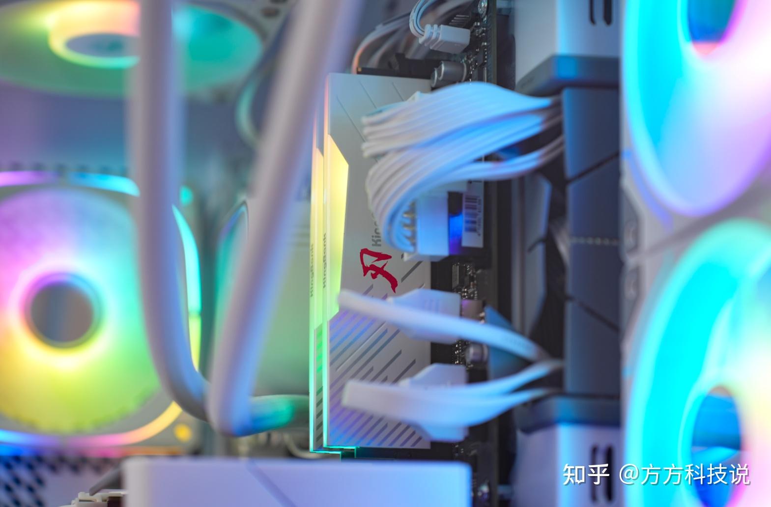 纯白全家桶ver5048gb内存套装899特价引发的装机之旅