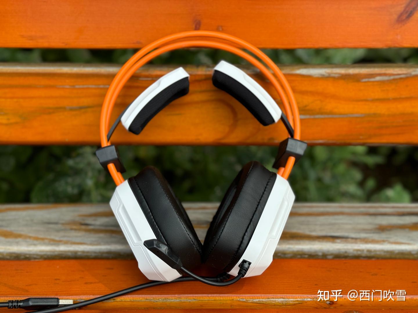 都说鱼与熊掌不可兼得，达尔优EH733轻量化游戏耳机百元价格，享受千元的游戏体验和音质，轻巧之选，声临其境，达尔优EH733轻量化游戏耳机实测体验！  - 知乎