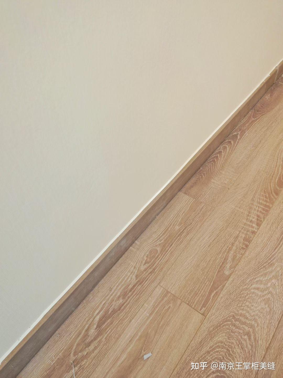 今日美容胶收边完工