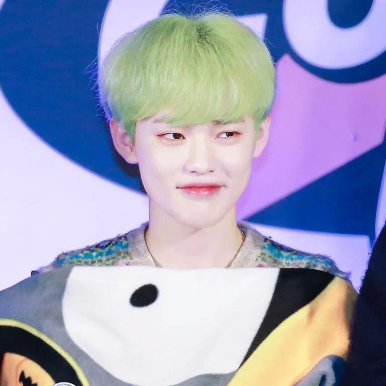 爱豆头像 | 钟辰乐 - 知乎