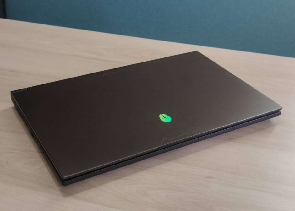 【维p测评】雷神 911mt黑武士2022 - 12代 intel 酷睿 i7 新选手