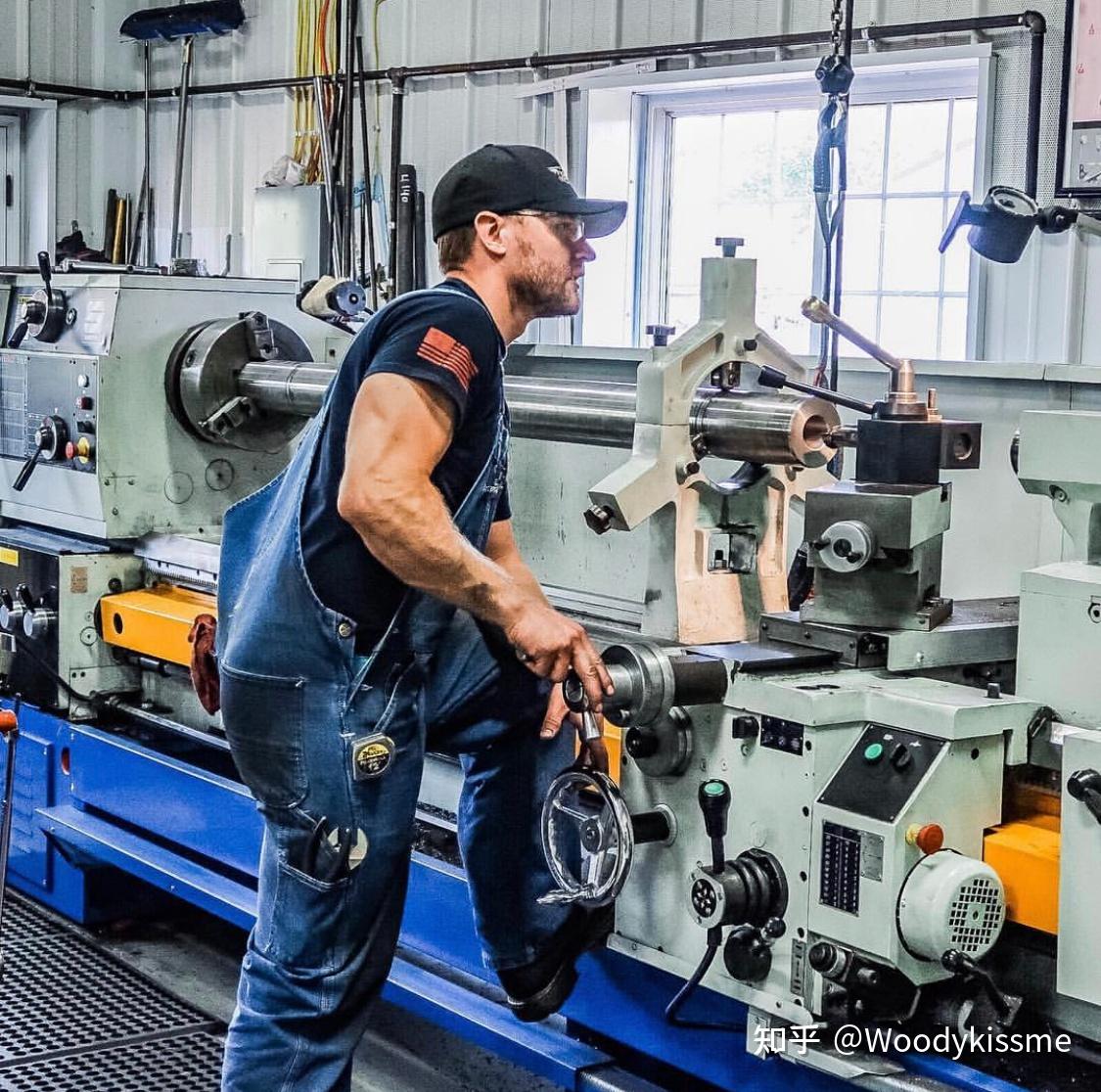 这是1905年设计的世界上最大的蒸汽牵引发动机