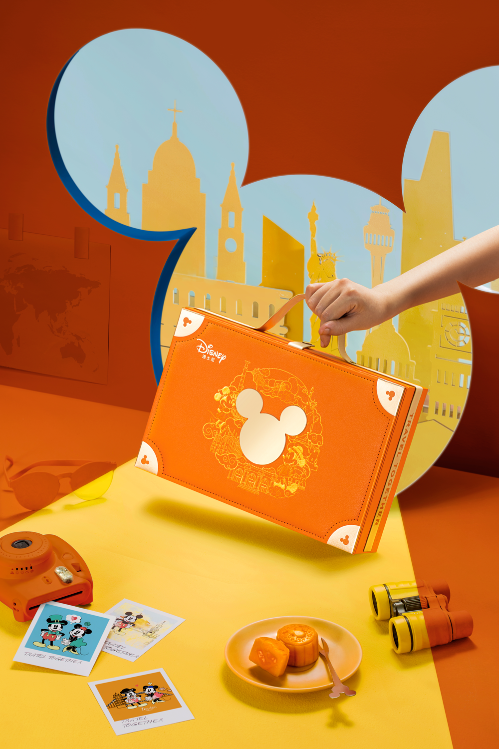 迪士尼月饼包装设计:一场说走就走的旅行