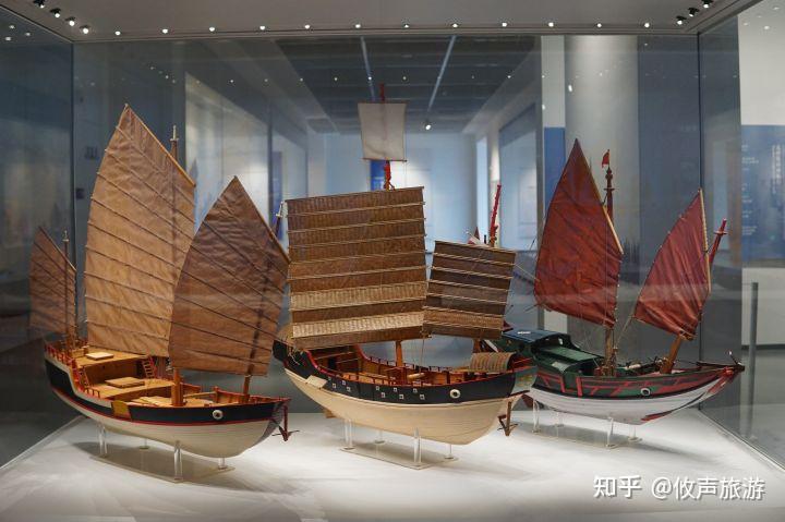 馆也是出乎我意料的有趣,它分为两个展厅,第一展厅介绍了中国船舶的