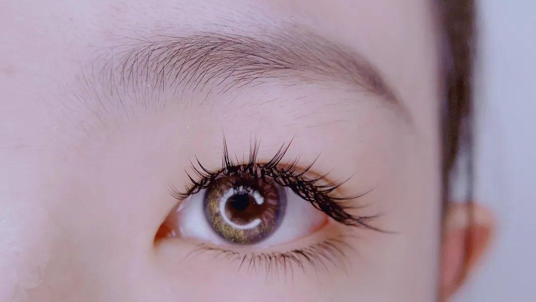 的美睫为眼部注入几分神采让春天映入眼帘让美丽不动声色04灵动明眸