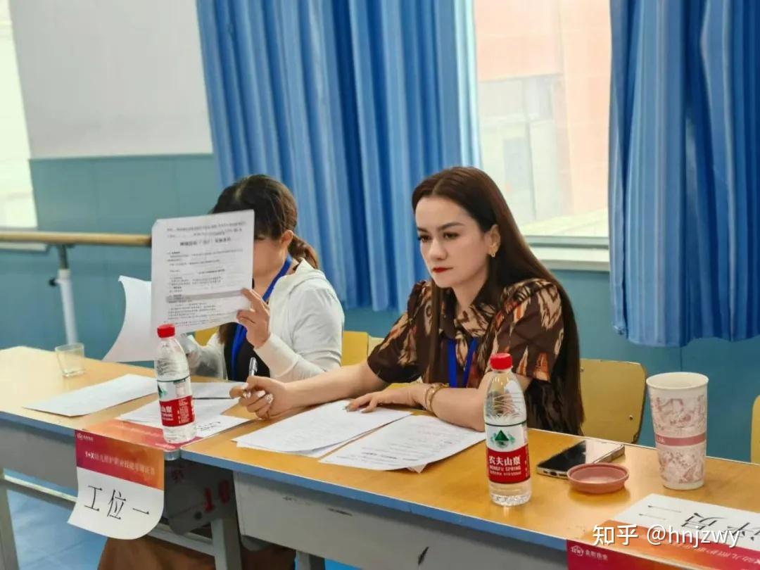 新疆幼儿师范学院图片