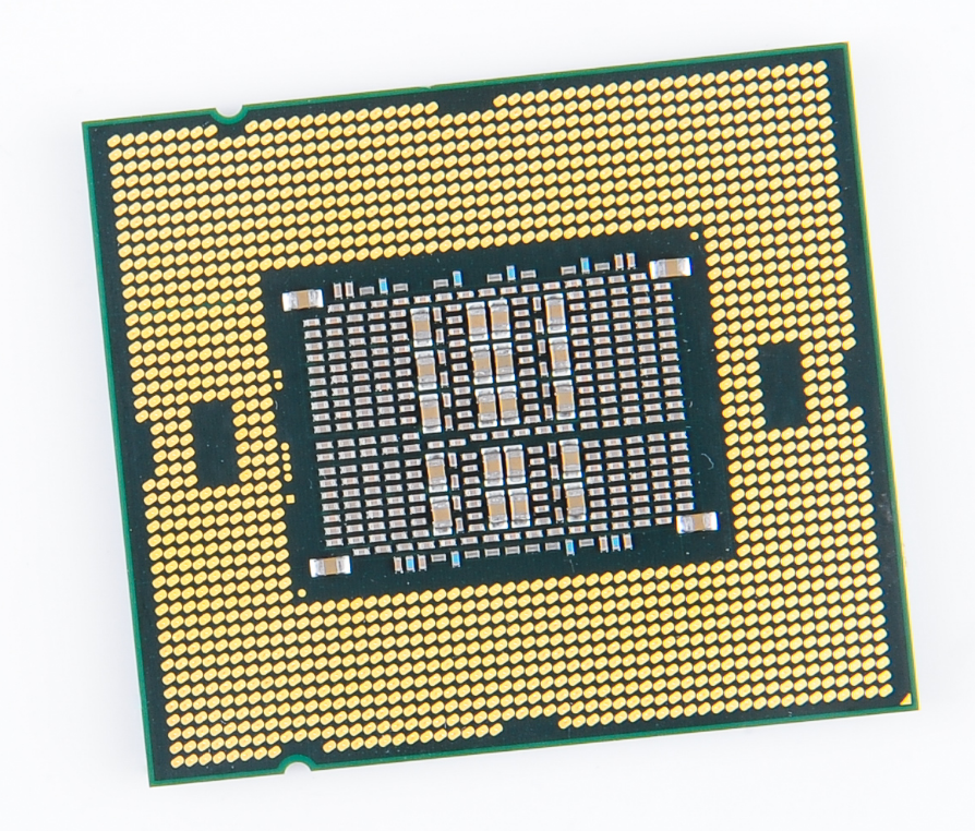 【1,至强e7-8870】