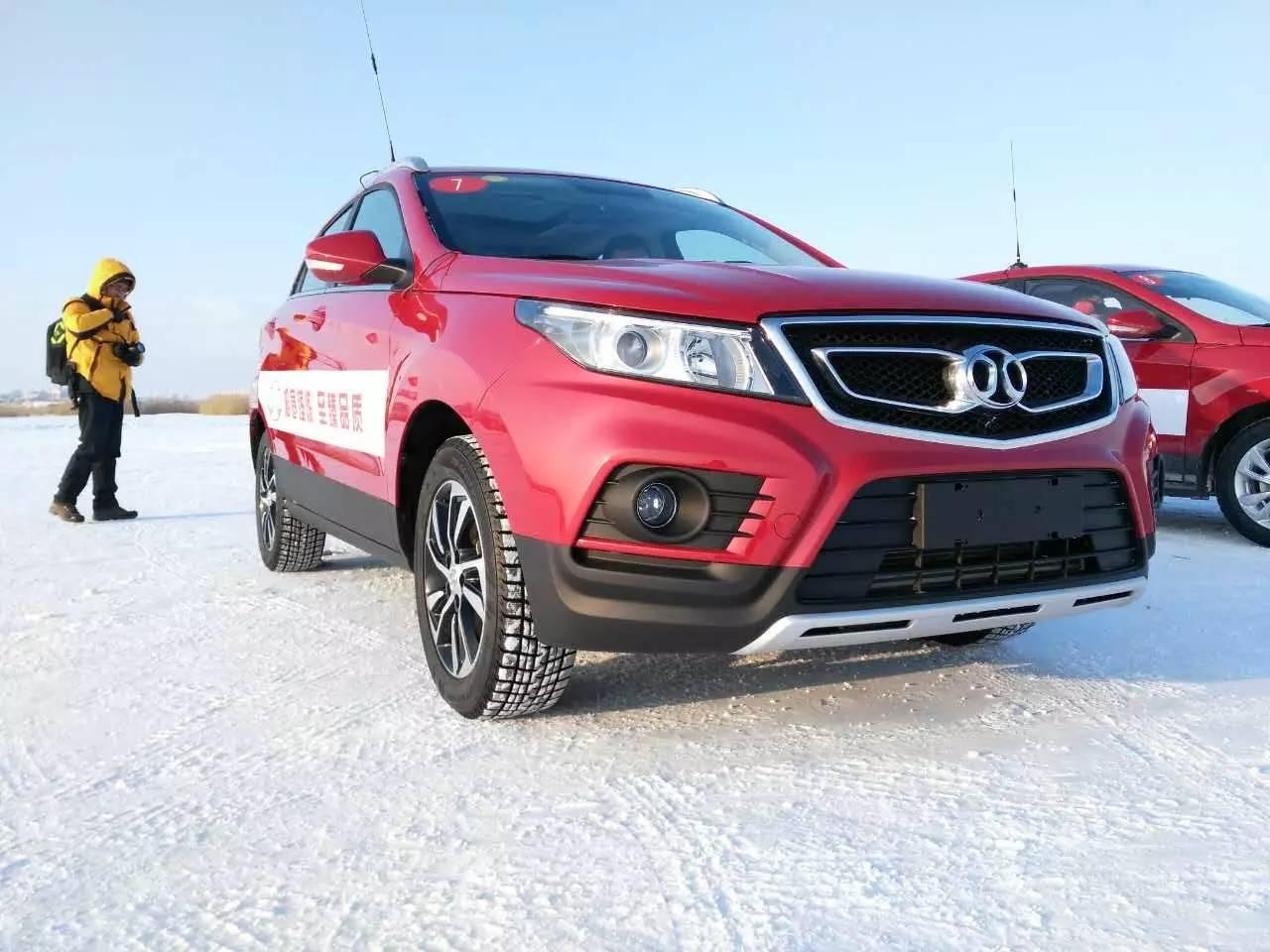 车市红点新车试驾极寒冰雪见证绅宝x55精工品质