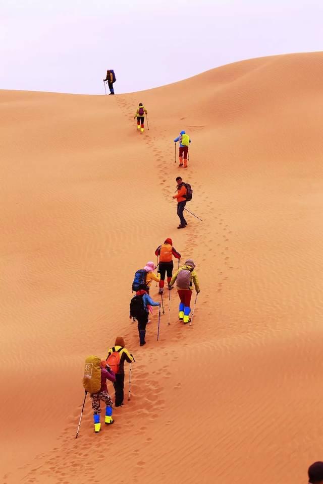 去戈壁徒步应该注意什么