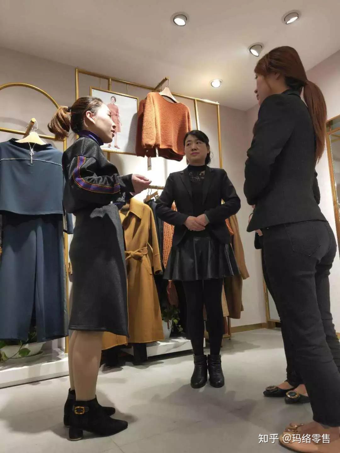批发服装导购的技巧和注意事项 批发服装导购的技巧和注意事项