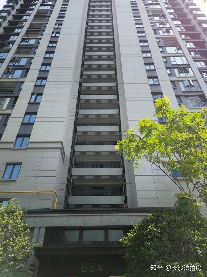 长沙岳麓区法拍房多吗?长沙映客龙湖商业中心法拍房价格 - 知乎