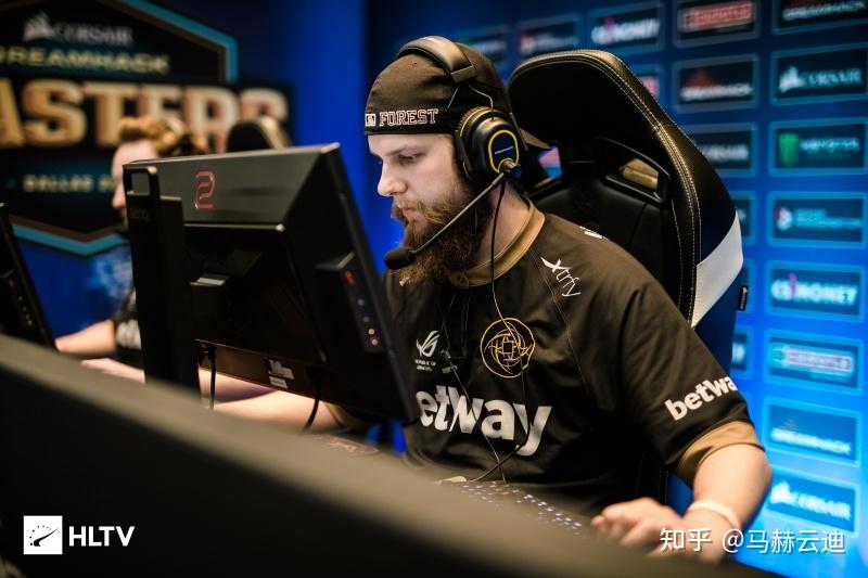 csgo职业选手大佬最喜欢用什么显示器排除品牌赞助最好的电竞显示器在