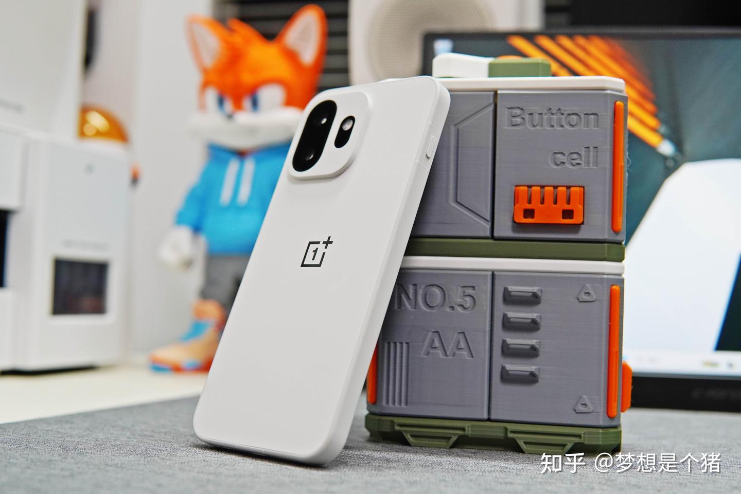 给旗舰小屏手机打个样,一加15T到底有没有做到既要又要还要?