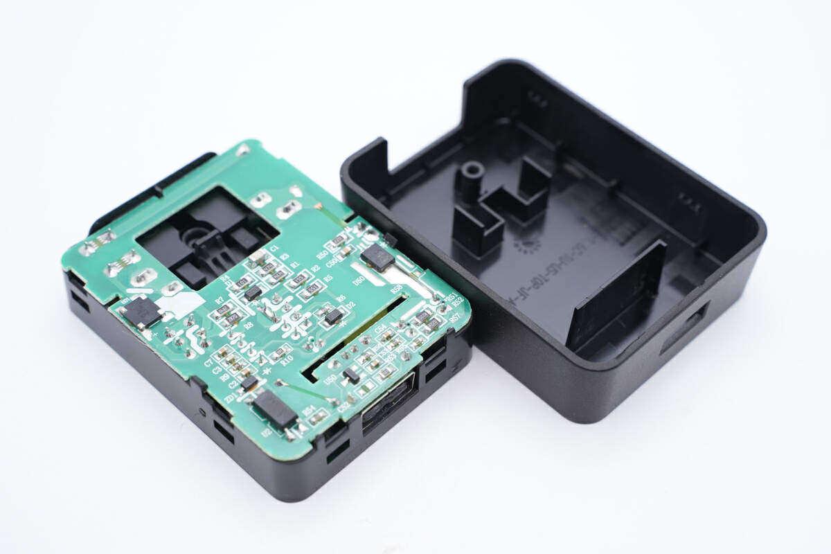 拆解报告:bose博士8w usb