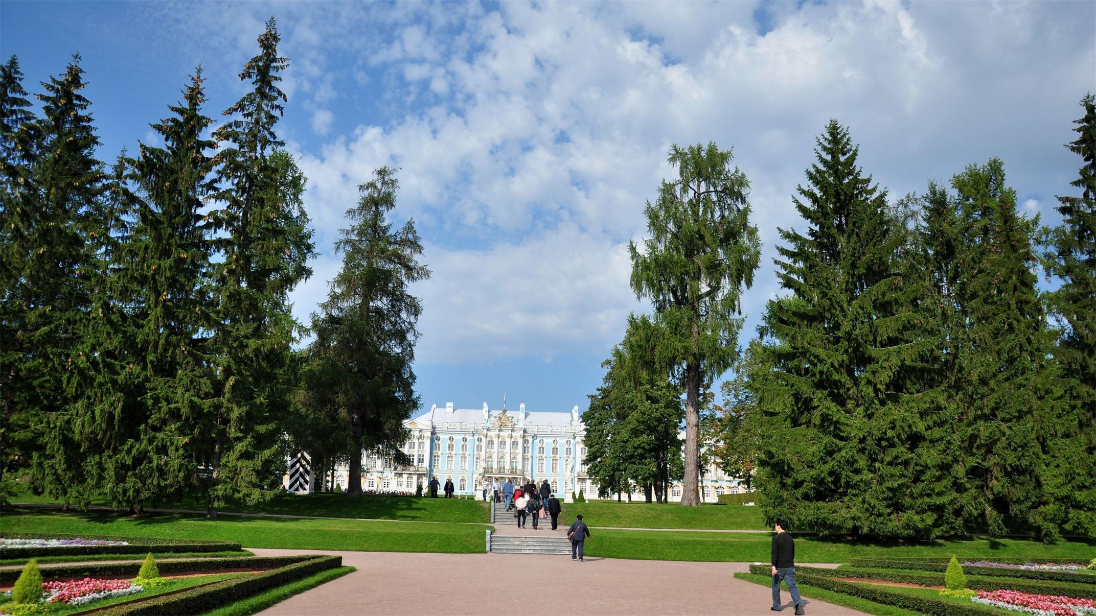 俄罗斯-叶卡捷琳娜宫花园：卡梅隆柱廊、浴房——自然清新【200幅图】 - 知乎