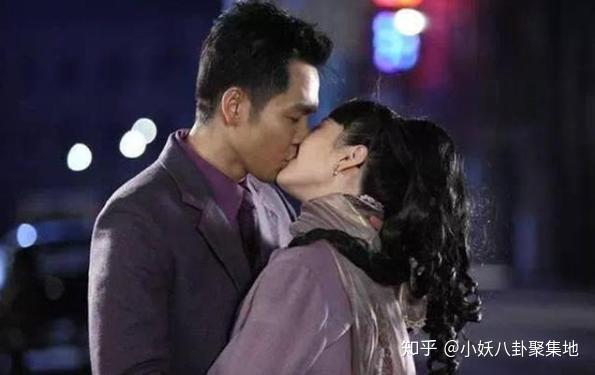 刘诗诗朱一龙借位吻戏跟真的没差别明星吻戏技巧多