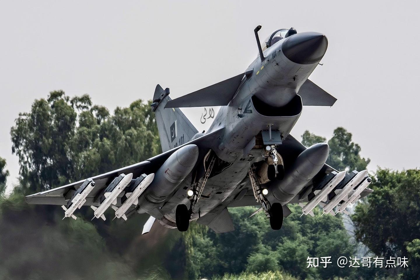 无人在意的角落,歼-10C已经完成究极进化 - 知乎