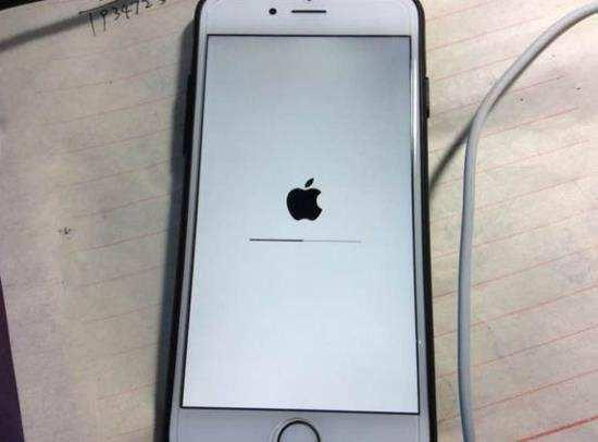 白苹果怎么修复 三分钟教你如何修复手机白苹果 知乎