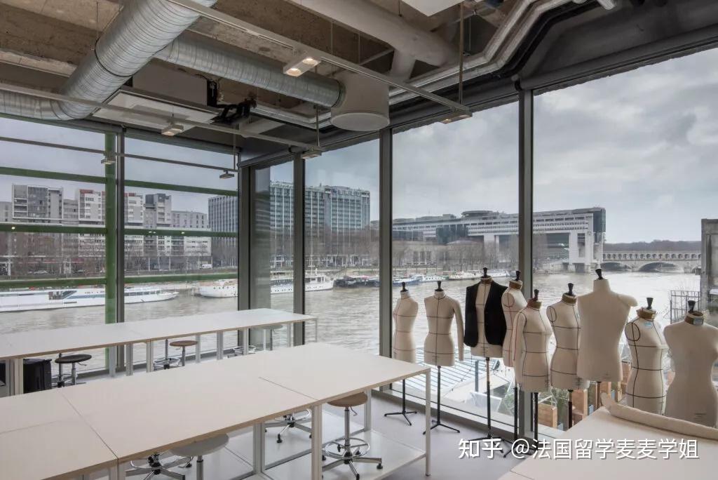 巴黎服装工会学院(ecscp,07cole de la chambre syndicale de la