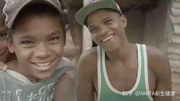 多尼米尼加共和国的"女孩"长大后变男孩胎儿带xy性染色体,但因缺乏5α