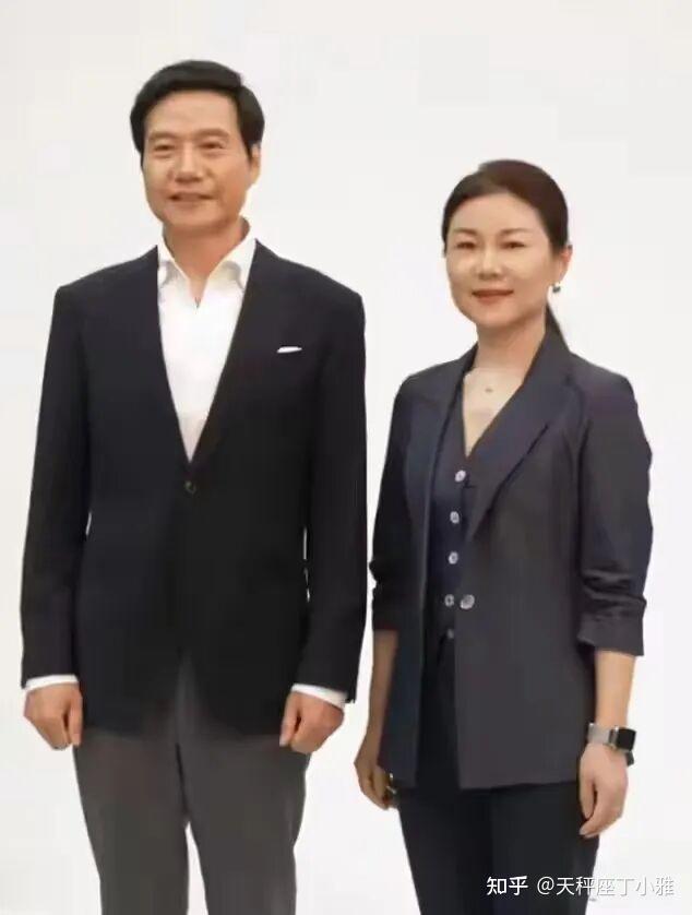 雷军背后站了22年的女人：从普通职员到副总裁，她靠什么赢？ - 知乎