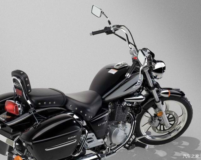 豪爵铃木摩旅太子车前碟后鼓单缸风冷电喷油耗2l售价118万