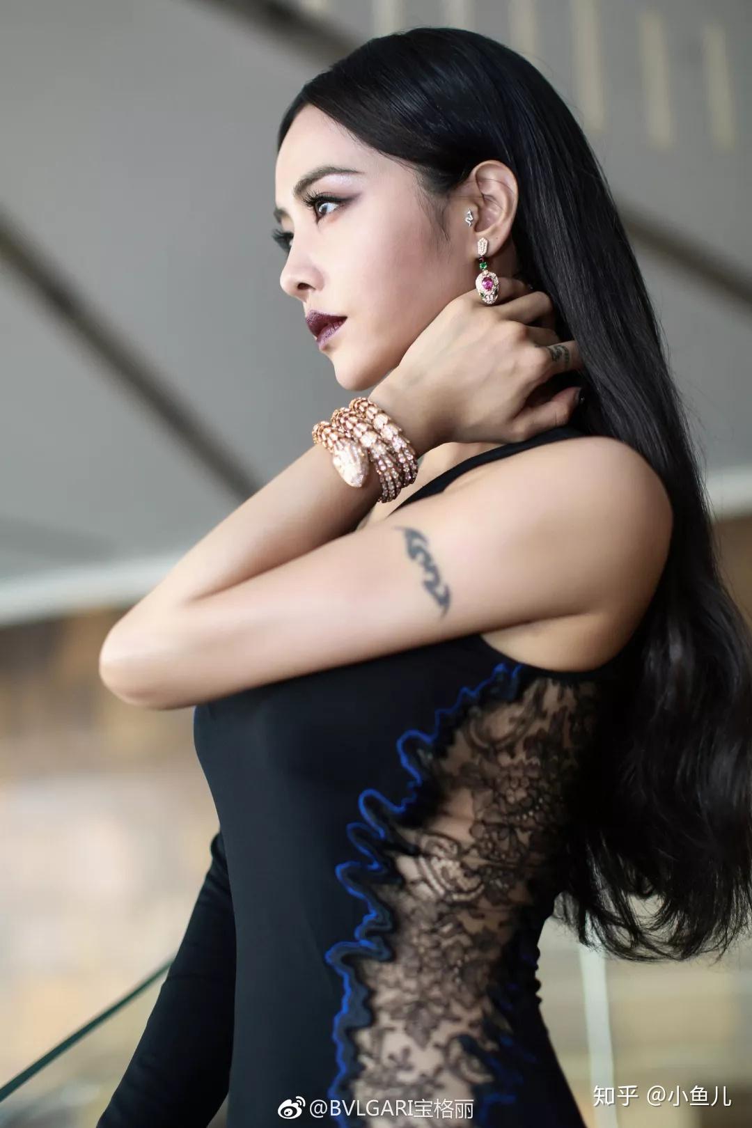 霸气大女人专属小女孩靠边站