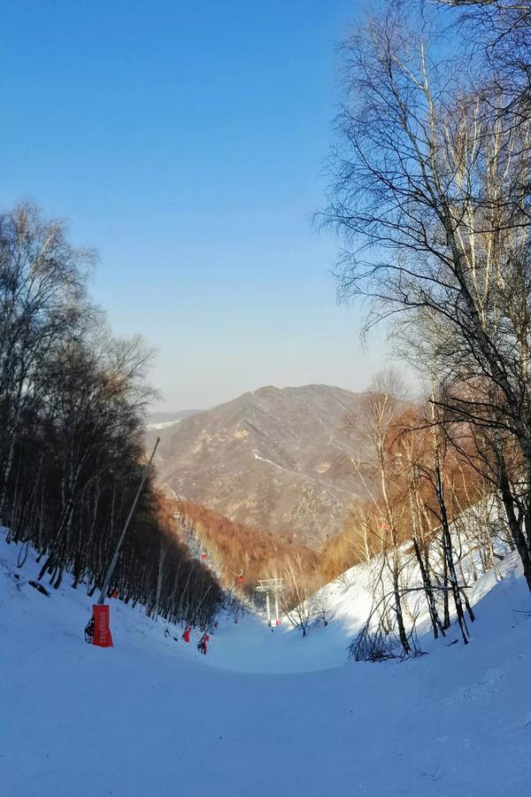 特別喜歡萬龍的七彩龍那邊的雪道,特別幽靜特別美