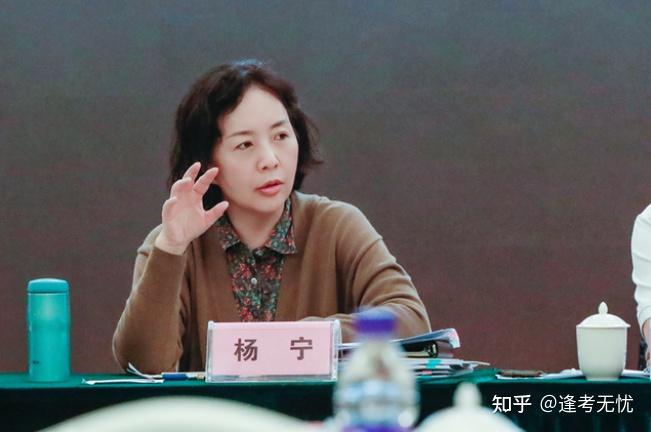 中央批准她任该省省委常委