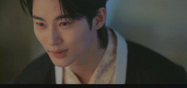 《21世纪大君夫人》IU×边佑锡，韩国偶像剧回春？