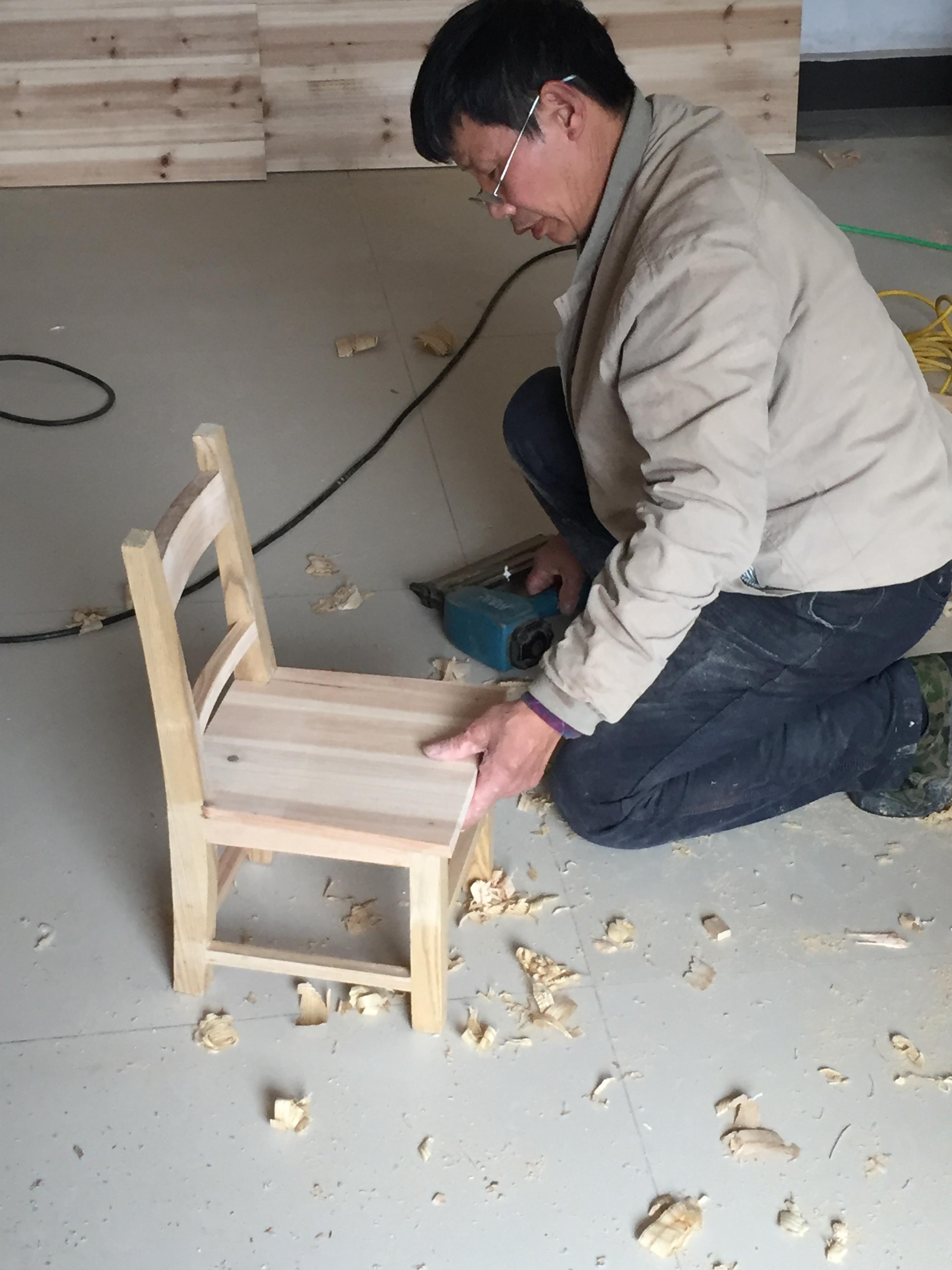 长条木板凳实木换鞋凳木制简易矮凳家用松木长方形小凳子原木长凳-阿里巴巴