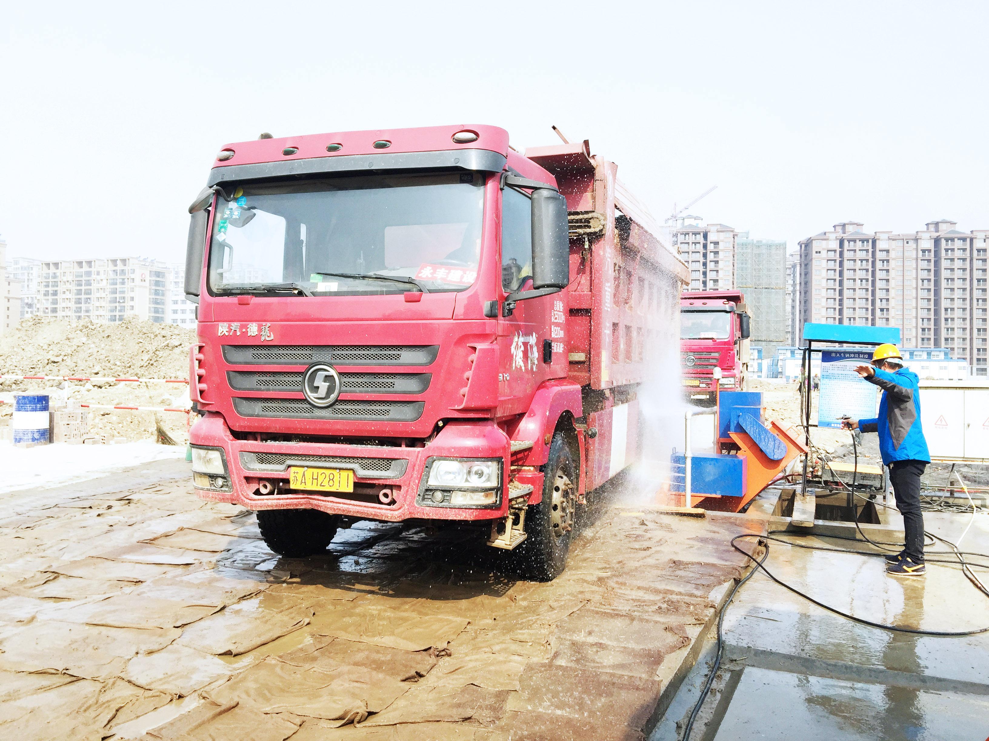 大型全自动洗车机多少钱主要2点决定