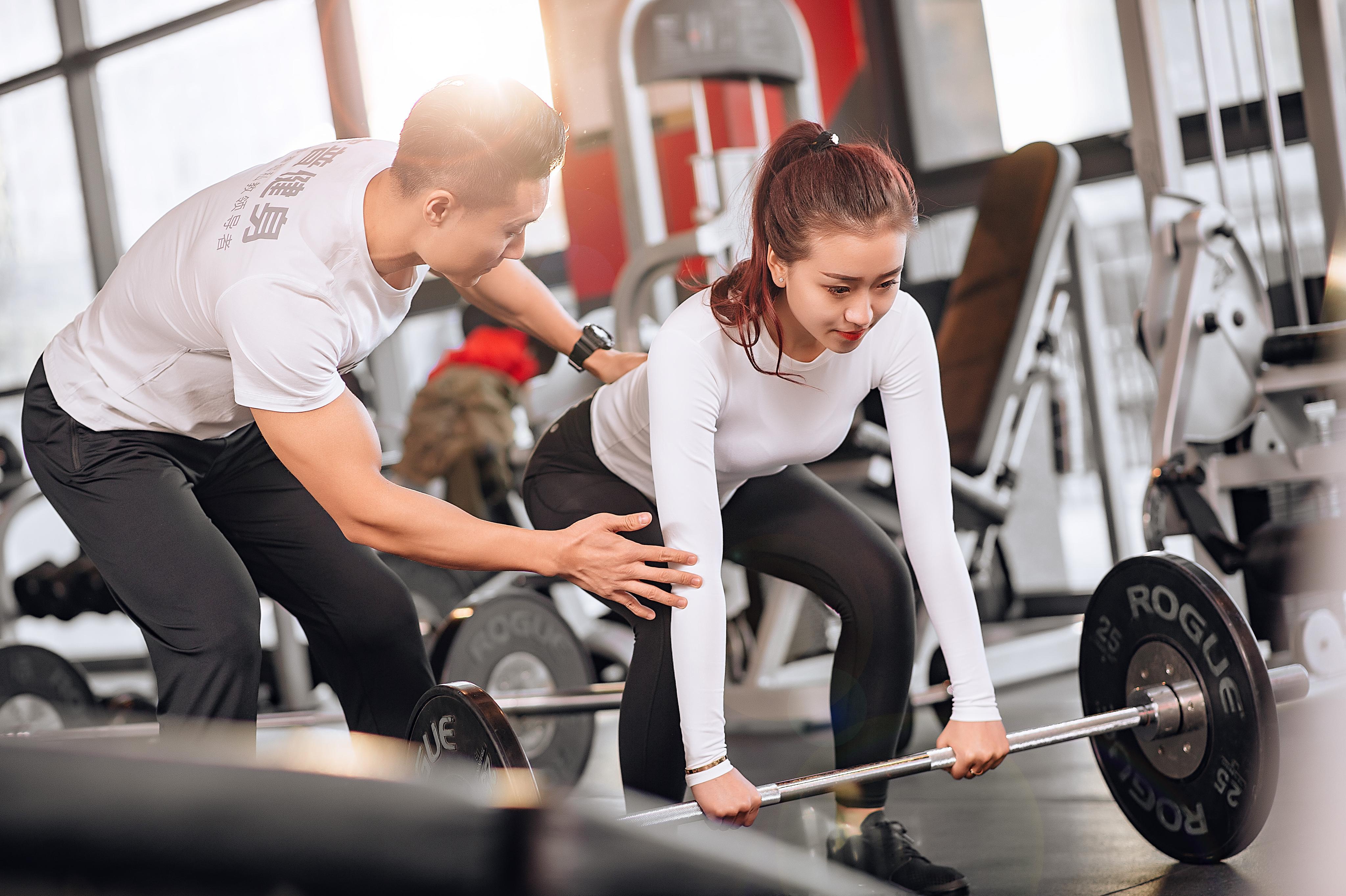 体系一定十分完善,针对不同基础的学员有不同的课程,强大的导师团队