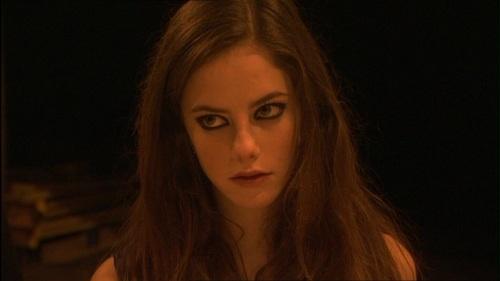 皮囊skins第七季里effy穿的衣服都是什么品牌?