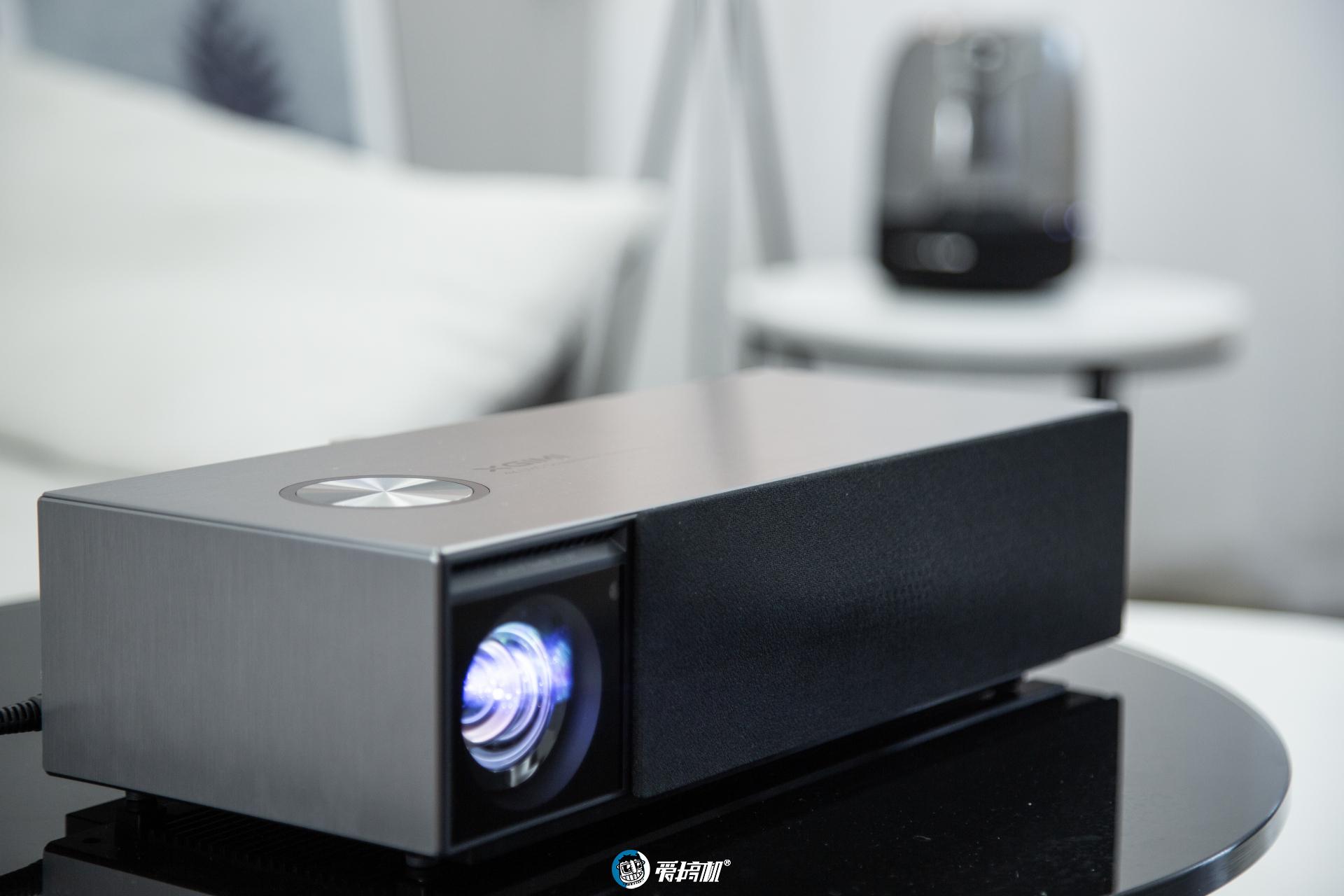 极光rspro投影仪评测感受4k带来的感官革命