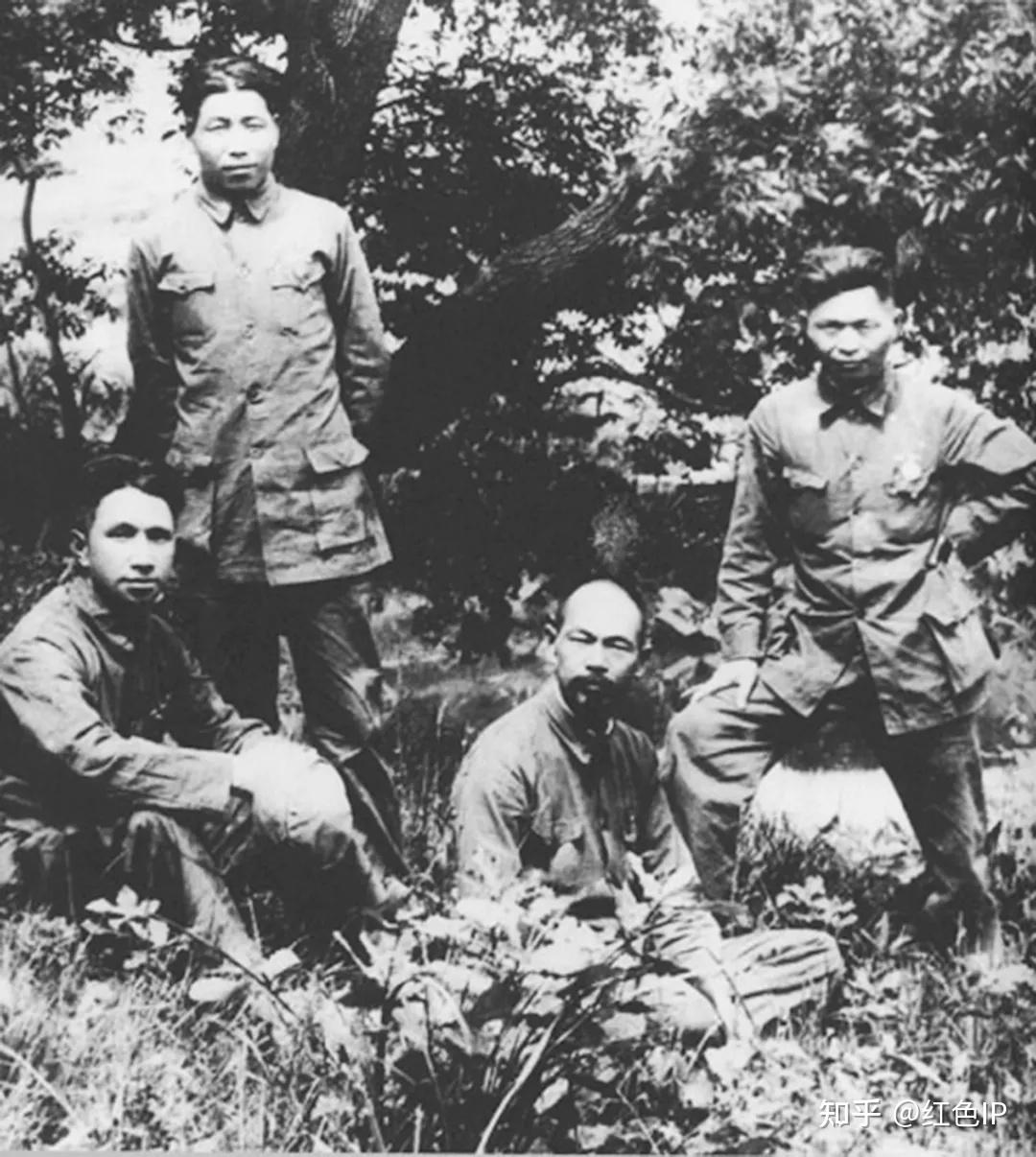 战神粟裕不为人知的另一面，还能写出波澜壮阔的诗词 - 知乎