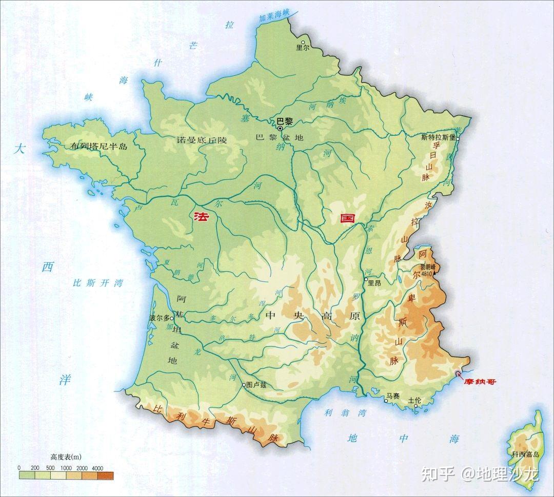 山地和高原主要分布在法国的中部,南部和东南部地区,包括中央高原