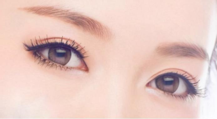 英煌王勋做双眼皮的好处你知道是什么吗