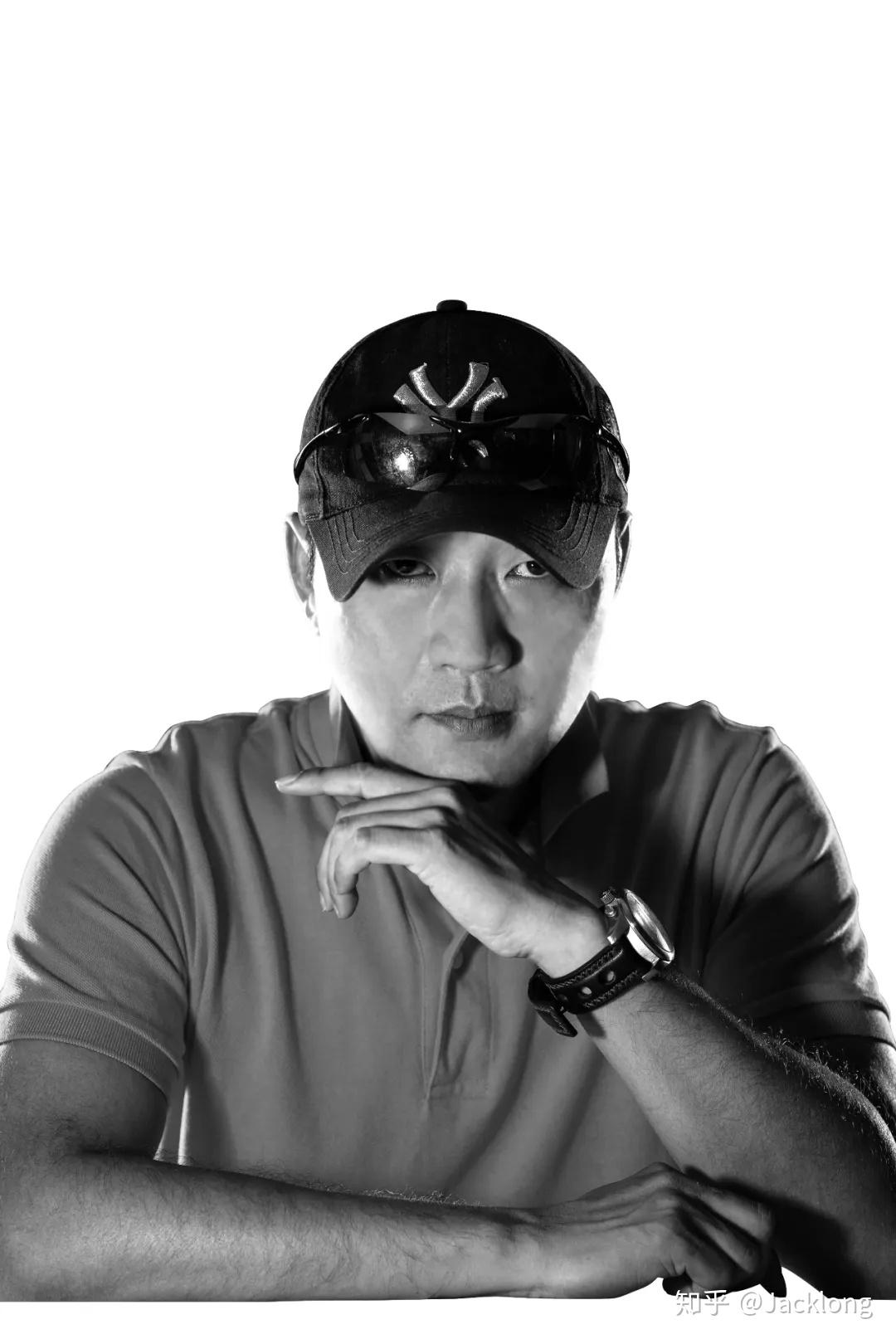 alex 关志雄二十多年品牌运营与营销推广经验,历任李奥贝纳,wpp达生