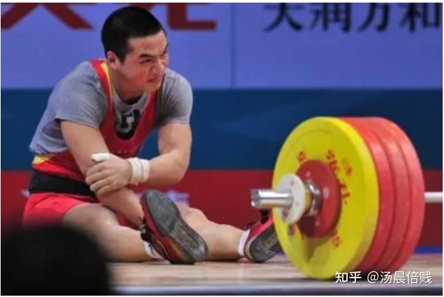 “举重冠军”才力:死去的当天,家里只有300元钱,骨灰3年后才下葬 - 知乎