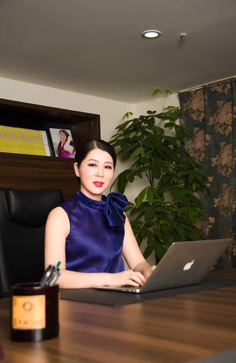 颜值时代个人形象设计师帮你实现美的蜕变