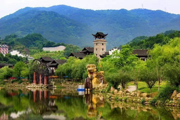 湖北五一假期好去处锦里沟旅游攻略低音号免费语音导游