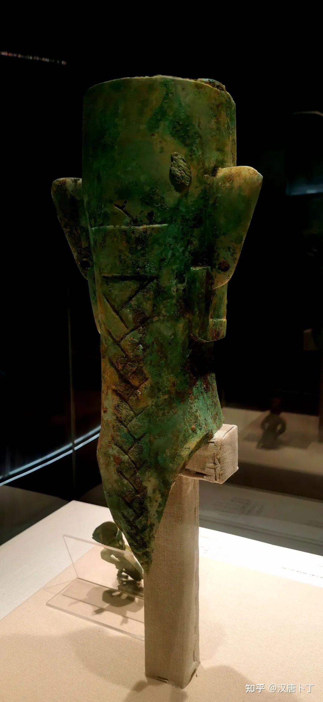 三星堆金沙文物到兵马俑出差展出穿越时光的神秘面具