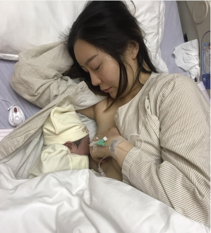 因此会努力为宝宝创造一个无菌的生长环境,所有哺乳前,都会特别的清洗