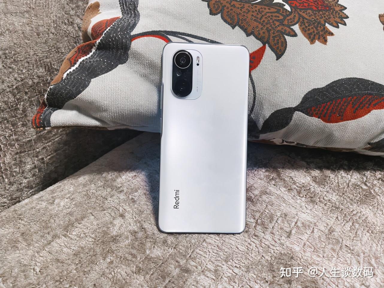 还认为千元机不行?iqoo z3,真我q3和红米这三款拉高了千元机水准