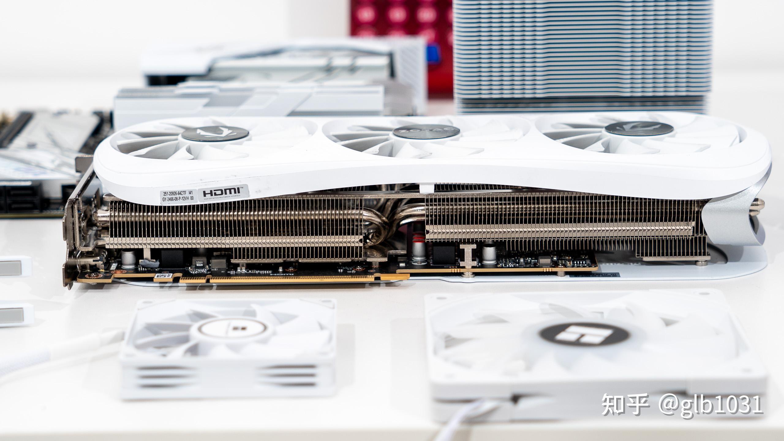 matx也紧凑华硕小吹雪s宏碁掠夺者索泰rtx4080super月白装机展示