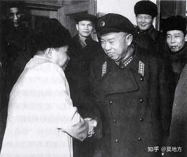 1952年王树声进商店时紧盯售货员,忍不住开口:你是不是任长江? - 知乎