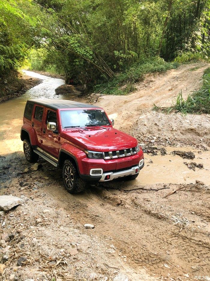 20款北京bj40侠客首次参加4s店组织户外活动