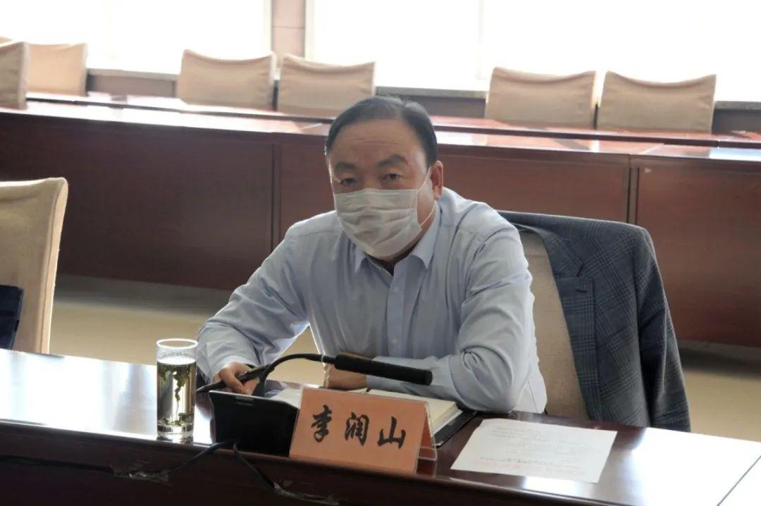 驻村工作替换队员"上线" 复工复产跑出"加速度"——新疆司法厅召开"