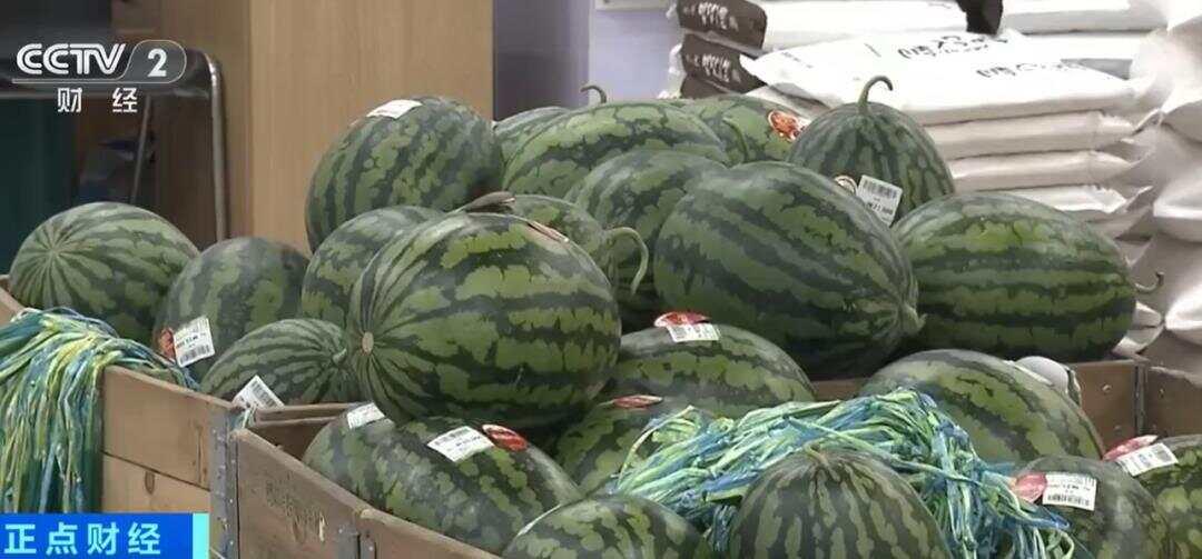 韩国因高温发生「热通胀」，一个西瓜涨到 156 元，韩国该如何应对？高温持续还将带来哪些连锁反应？缩略图